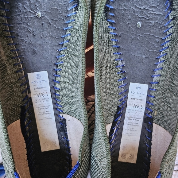 EUC Rothy's The Point Safari Green Giraffe Women’s Size 6.5 - Picture 14 of 16